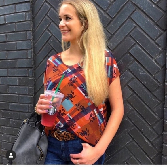 Cabi Lattice Top - Size M, Item 3773 - Picture 1 of 8